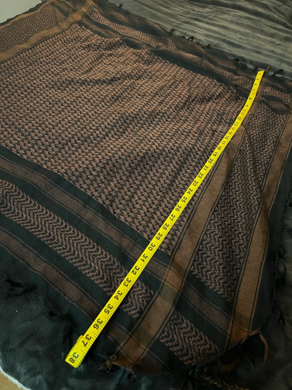 Light weight black and brown scarf